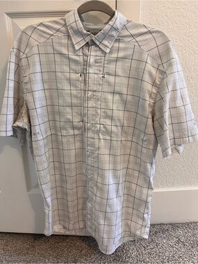 Under Armour Men's Short-Sleeve Plaid Button-Down Shirt - White & Light gray